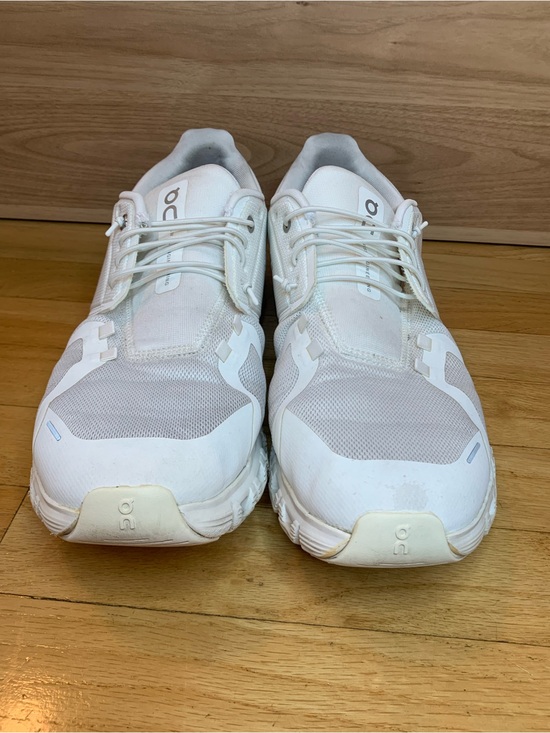 On Cloud 6 Men\'s White Running Shoes - Size 12.5 main image 5